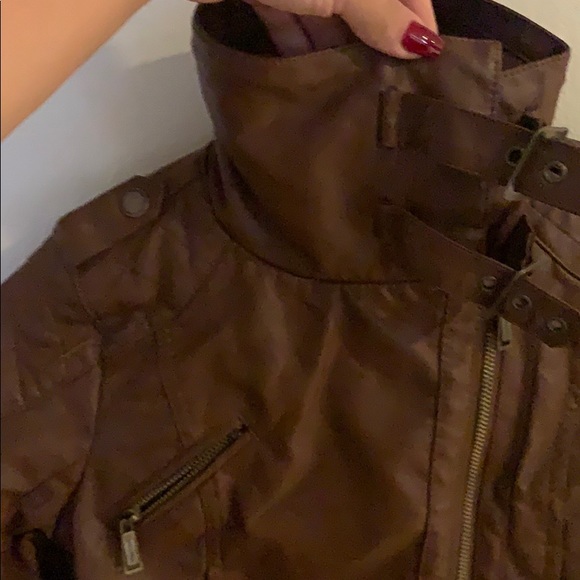 Like new jacket - Picture 3 of 3